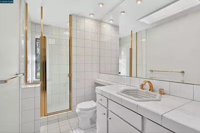 15 Fairway Pl, Fairfield, CA 94534 - Photo 35