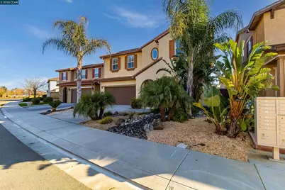 515 Cherry St, Dixon, CA 95620 - Photo 5