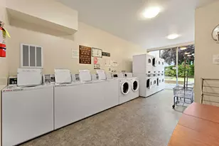 320 Lee St, Oakland, CA 94610 - Photo 31