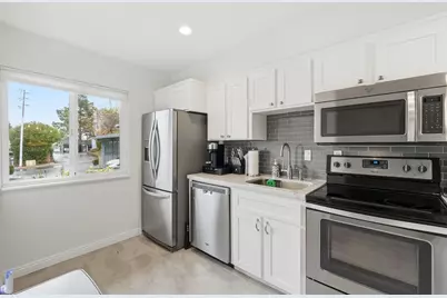 1956 Ascot Dr, Moraga, CA 94556 - Photo 11