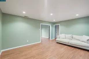 42 Hillcrest Ave, Pittsburg, CA 94565 - Photo 13