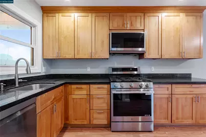 42 Hillcrest Ave, Pittsburg, CA 94565 - Photo 21