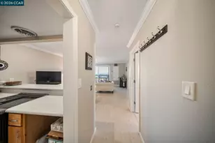2 Panoramic Way, Berkeley, CA 94704 - Photo 13