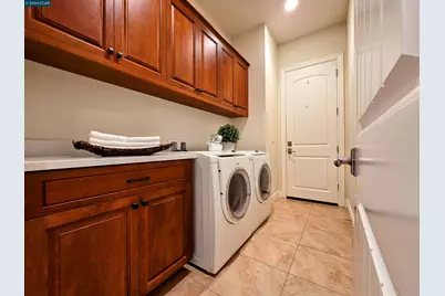 1735 Veneto Ln, Brentwood, CA 94513 - Photo 23