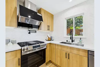 17658 Garland Ct, Castro Valley, CA 94546 - Photo 13