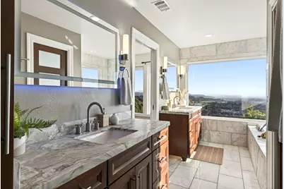 4308 View Crest Ct, Oakland, CA 94619 - Photo 29