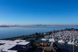 8 Admiral Dr, Emeryville, CA 94608 - Photo 57