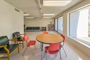 8 Admiral Dr, Emeryville, CA 94608 - Photo 29