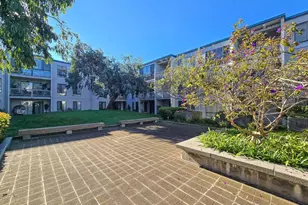 8 Admiral Dr, Emeryville, CA 94608 - Photo 31
