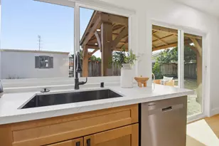 2272 Shadowtree, San Jose, CA 95131 - Photo 9