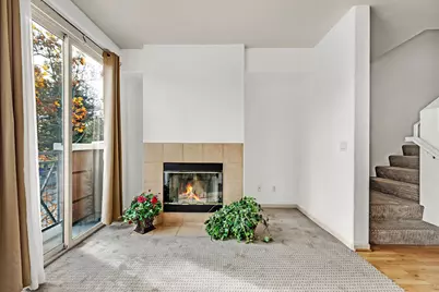 710 City Walk Pl #4, Hayward, CA 94541 - Photo 5