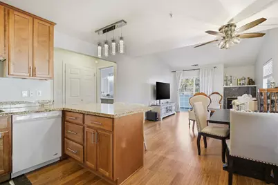 22555 Center St #211, Hayward, CA 94541 - Photo 5