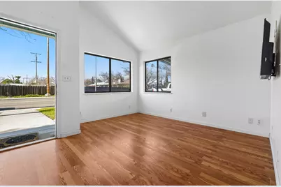 1704 East St, Tracy, CA 95376 - Photo 9