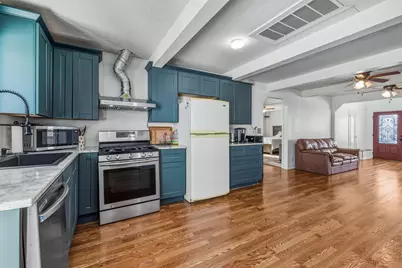 1704 East St, Tracy, CA 95376 - Photo 5