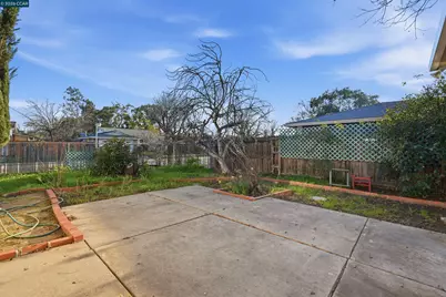 4690 Brookfield Drive, Sacramento, CA 95823 - Photo 23