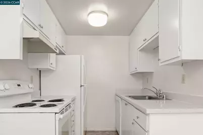 833 Camelback Pl, Pleasant Hill, CA 94523 - Photo 13