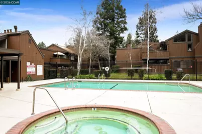 833 Camelback Pl, Pleasant Hill, CA 94523 - Photo 21