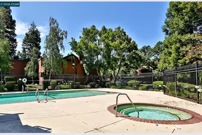 833 Camelback Pl, Pleasant Hill, CA 94523 - Photo 23