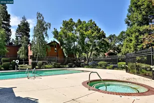 833 Camelback Pl, Pleasant Hill, CA 94523 - Photo 23