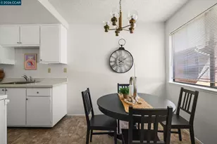 833 Camelback Pl, Pleasant Hill, CA 94523 - Photo 27
