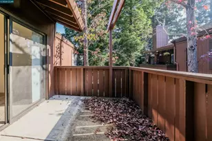 833 Camelback Pl, Pleasant Hill, CA 94523 - Photo 15