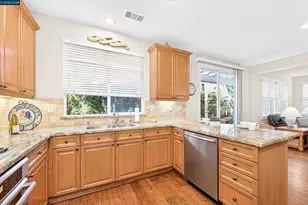 5764 Idlewood St, Dublin, CA 94568 - Photo 11