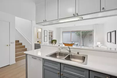3435 Solomon Ln, Alameda, CA 94502 - Photo 15