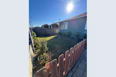 274 Tunis Rd, Oakland, CA 94603 - Photo 5