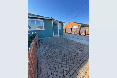 274 Tunis Rd, Oakland, CA 94603 - Photo 11