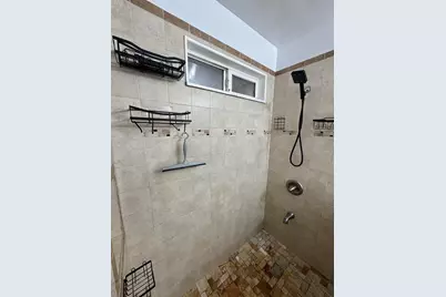 274 Tunis Rd, Oakland, CA 94603 - Photo 35