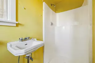 361 Hanover Ave, Oakland, CA 94606 - Photo 27