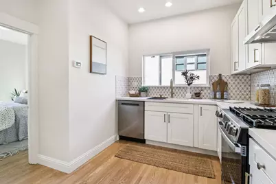 5361 Thomas Ave, Oakland, CA 94618 - Photo 23