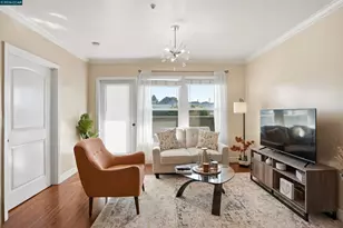 1515 14th Ave, Oakland, CA 94606 - Photo 1