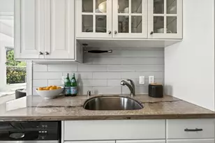 1730 Broderick St, San Francisco, CA 94115 - Photo 15