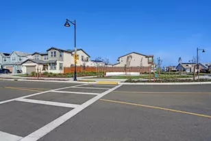 2505 Mulholland Dr, Lathrop, CA 95330 - Photo 37