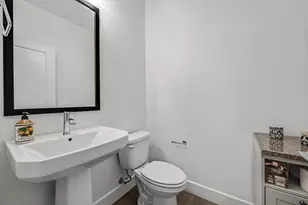 2505 Mulholland Dr, Lathrop, CA 95330 - Photo 13