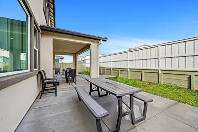 2505 Mulholland Dr, Lathrop, CA 95330 - Photo 33