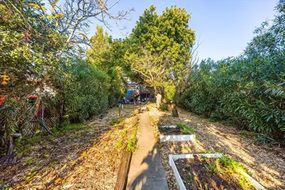 3439 18th St, Oakland, CA 94601 - Photo 39