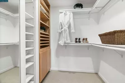 582 La Corso Dr, Walnut Creek, CA 94598 - Photo 27