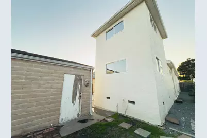 618 38th St, Richmond, CA 94805 - Photo 17