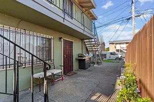 128 Catron Dr, Oakland, CA 94603 - Photo 17