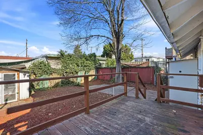 604 56th St, Oakland, CA 94609 - Photo 37