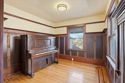 604 56th St, Oakland, CA 94609 - Photo 29