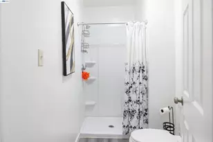 592 Willow Ave, Hayward, CA 94541 - Photo 41