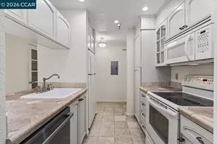 3183 Wayside Plaza, Walnut Creek, CA 94597 - Photo 13