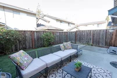 595 Blossom Way #10, Hayward, CA 94541 - Photo 37