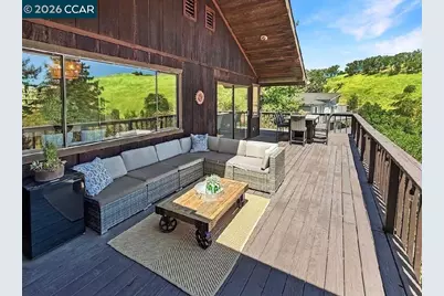 130 Hillcroft Way, Walnut Creek, CA 94597 - Photo 11