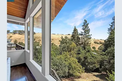 130 Hillcroft Way, Walnut Creek, CA 94597 - Photo 7