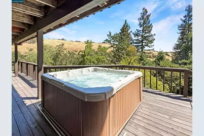 130 Hillcroft Way, Walnut Creek, CA 94597 - Photo 3