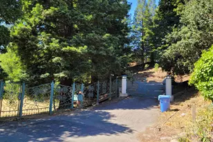40 Hilldale Ct, Orinda, CA 94563 - Photo 1